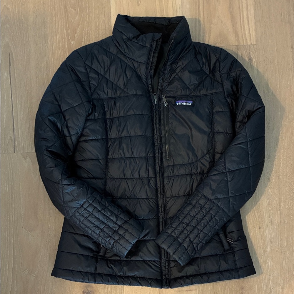 Patagonia Women's Black Puffer Jacket